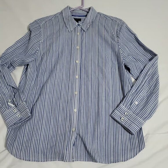 Talbots Petite Blue Stripes Longsleeves Button down shirt Large - Picture 1 of 4